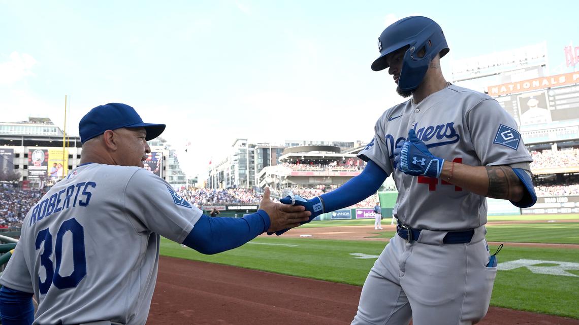 Dodgers offense stays hot in 10-5 win over Nationals 