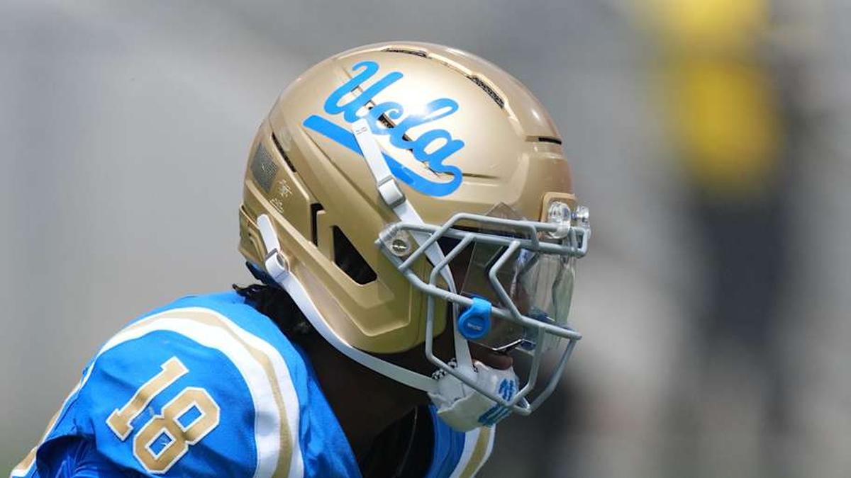  May 2, 2026; Pasadena, CA, USA; UCLA Bruins defensive back Osiris Gilbert (18) during the spring game at Rose Bowl. Mandatory Credit: Kirby Lee-Imagn Images | Kirby Lee-Imagn Images 