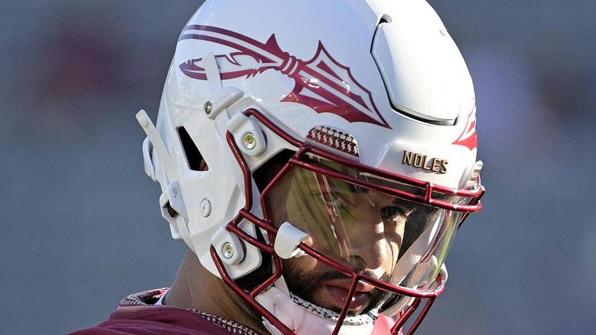  Sep 21, 2024; Tallahassee, Florida, USA; Florida State Seminoles quarterback DJ Uiagalelei (4) before a game against the California Golden Bears at Doak S. Campbell Stadium. Mandatory Credit: Melina Myers-Imagn Images | Melina Myers-Imagn Images 