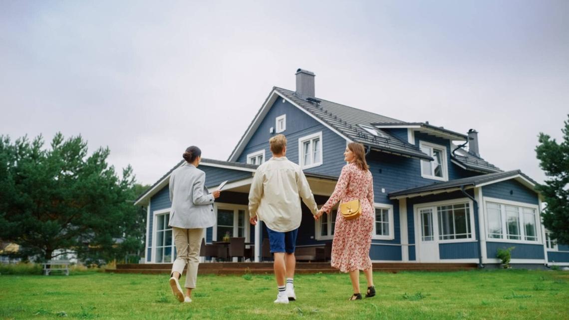 Americans are losing money when they save for a 20% down payment 