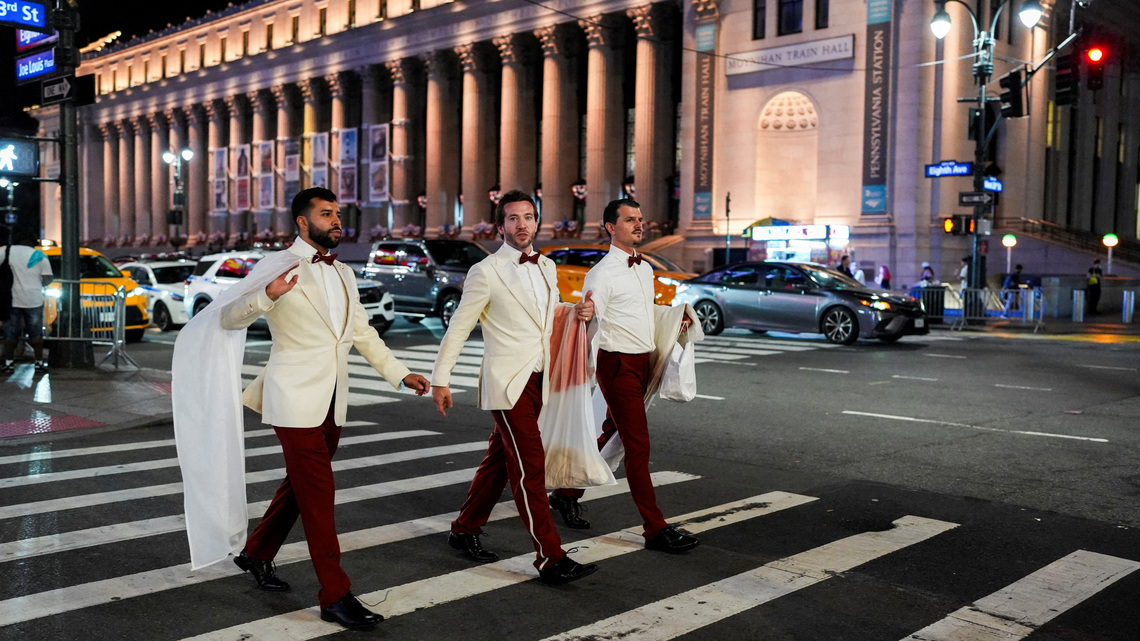 Sweaty New York braces for Taylor Swift, Travis Kelce wedding celebration 