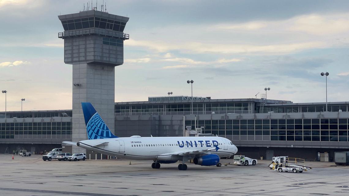 Dulles tightens Ebola screening; BWI airport sees no similar plan yet 