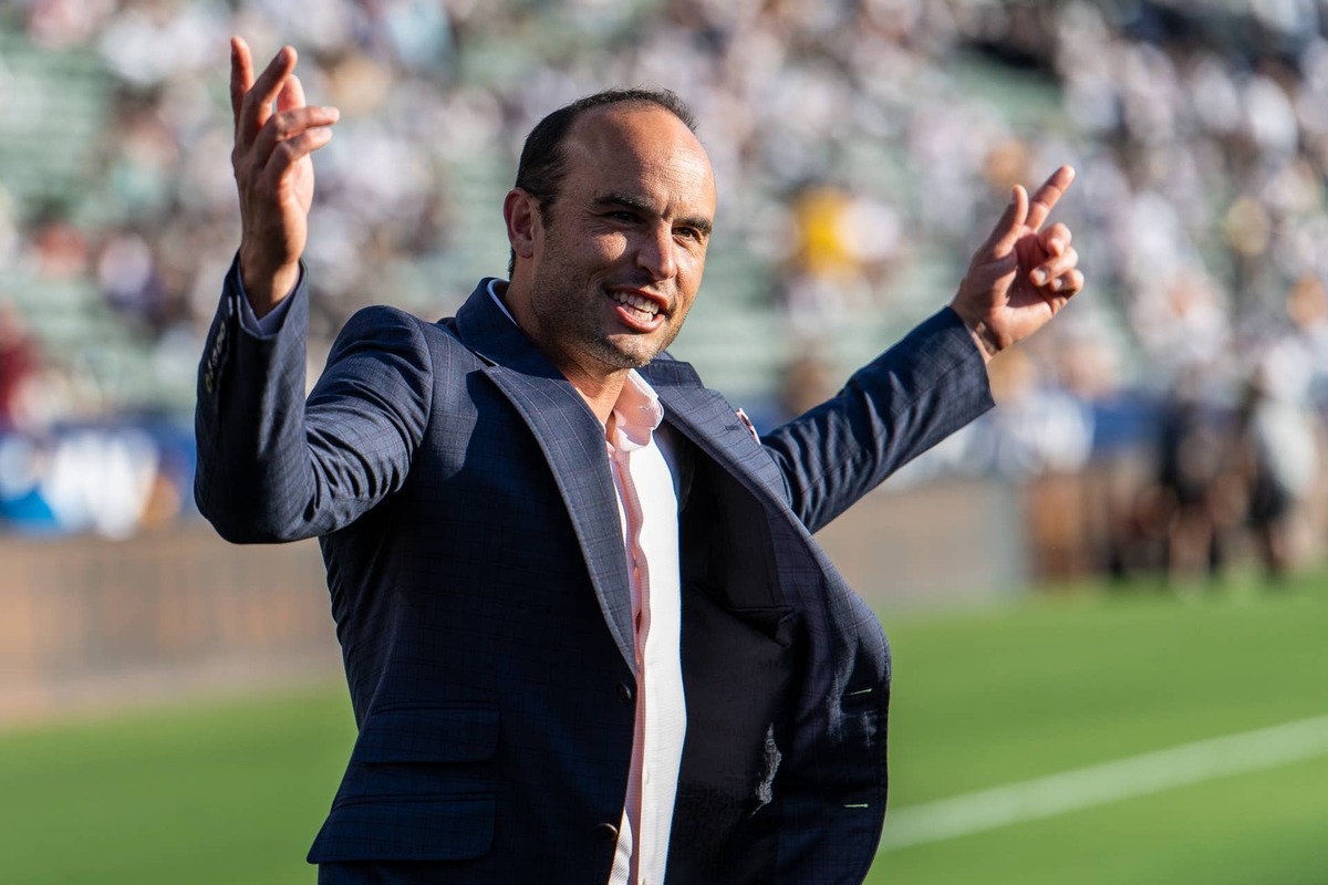  CARSON, CA - OCTOBER 3: Former Los Angeles Galaxy great Landon Donovan prior the match against Los Angeles FC at the Dignity Health Sports Park on October 3, 2021 in Carson, California. The match ended in a 1-1 draw (Photo by Shaun Clark/Getty Images) 