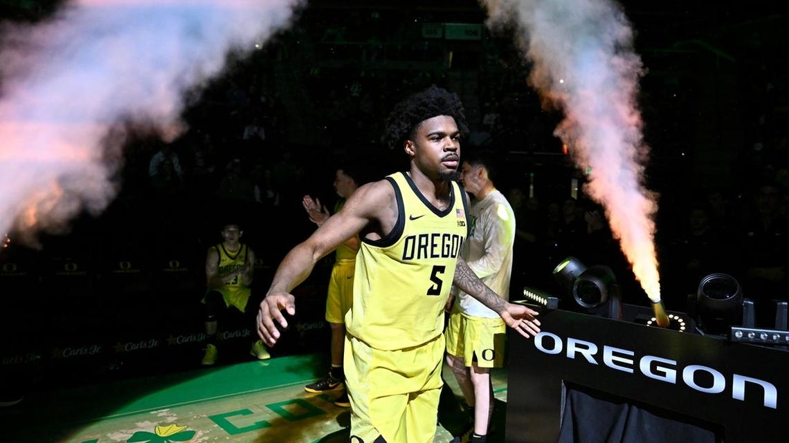 Oregon downs Penn State to snap 10-game skid 