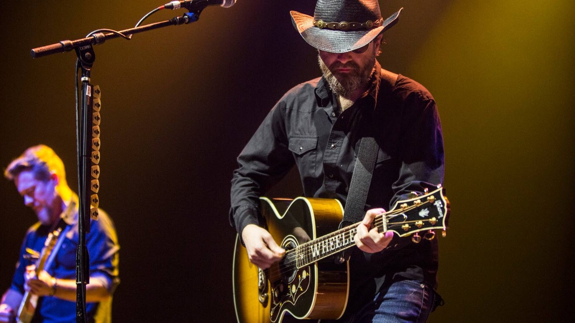 'Country Music's Last Real Outlaw' Officially Announces Retirement, Final Tour: 'I Can't Do This Anymore' 