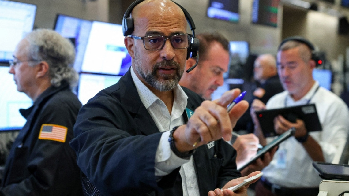 Investors brace for possible rate hike at uncertain Fed meeting 
