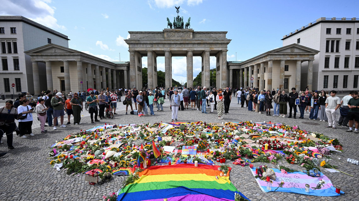 Berlin Pride attacker recorded pledge of allegiance to IS, prosecutors say 