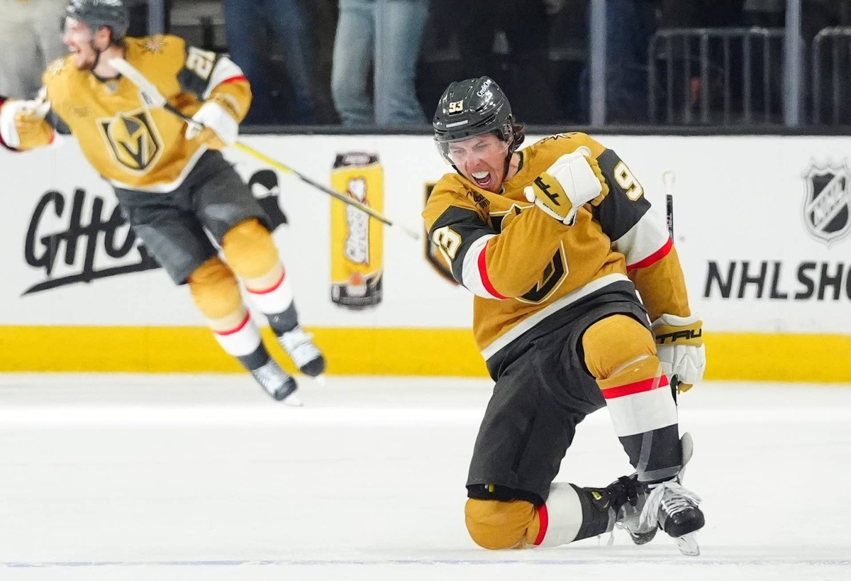  NHL stars such as Mitch Marner, Jack Eichel, and Rasmus Andersson chose the Vegas Golden Knights as their destination of choice. 