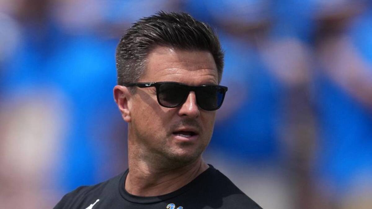  May 2, 2026; Pasadena, CA, USA; UCLA Bruins coach Bob Chesney reacts during the spring game at Rose Bowl. Mandatory Credit: Kirby Lee-Imagn Images | Kirby Lee-Imagn Images 