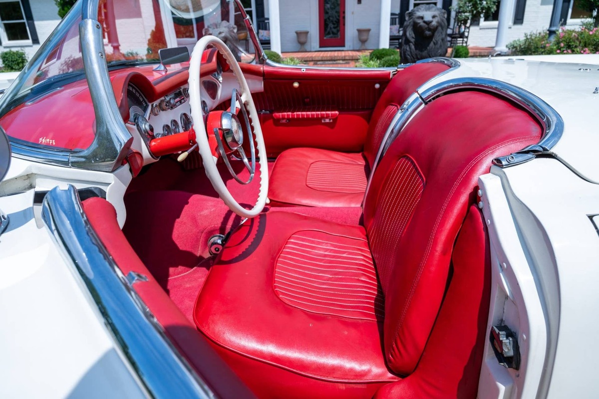  1954 Chevrolet Corvette C1 Roadster