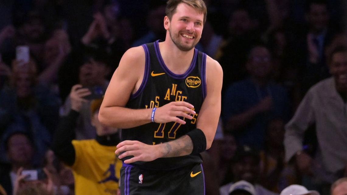 NBA roundup: Lakers down Cavs as LeBron James earns record 1,229th win 