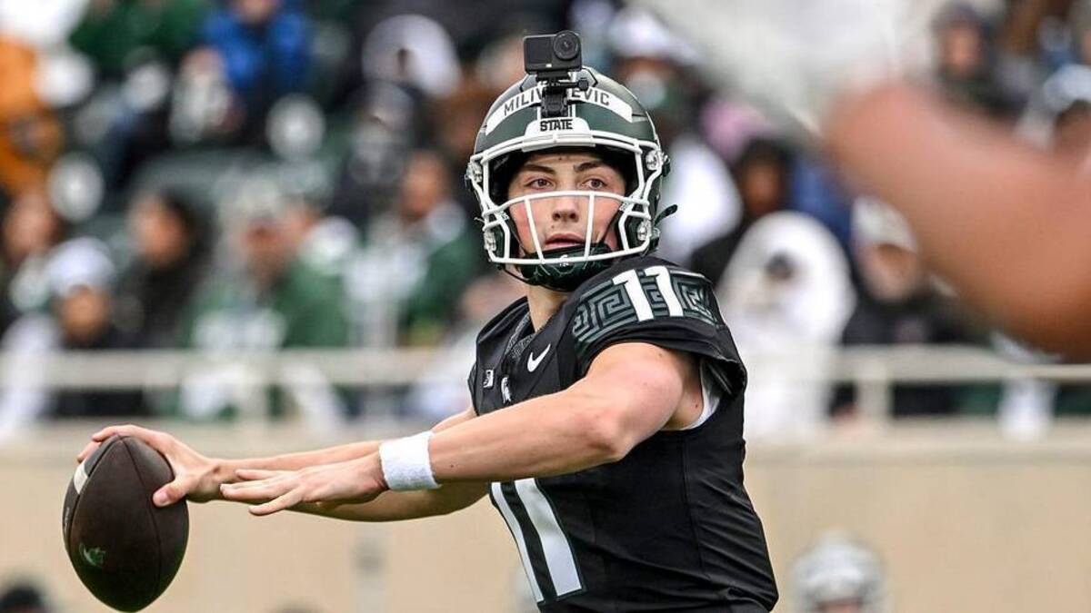  Michigan State's Alessio Milivojevic throws a pass during the football Spring Showcase on Saturday, April 18, 2026, at Spartan Stadium in East Lansing. | Nick King/Lansing State Journal / USA TODAY NETWORK via Imagn Images 