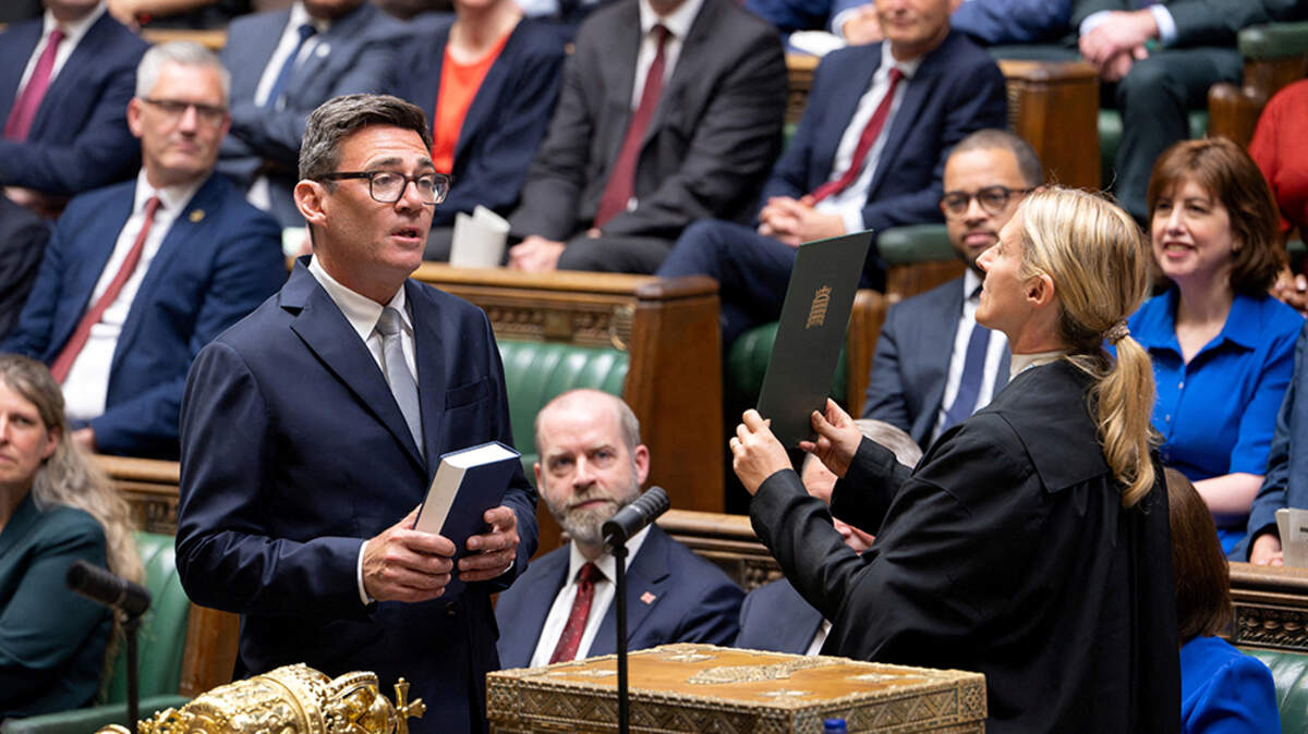 New British Member of Parliament for Makerfield, Andy Burnham, is sworn in at the House of Commons in London on Monday. Burnham is seeking to become the United Kingdom’s seventh prime minister in a decade, replacing outgoing Keir Starmer.