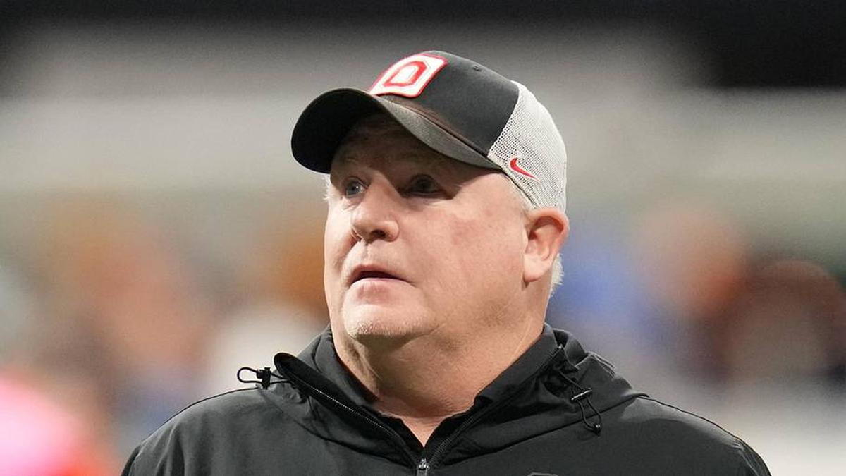  Jan 20, 2025; Atlanta, GA, USA; Ohio State Buckeyes offensive coordinator Chip Kelly before playing against the Notre Dame Fighting Irish the CFP National Championship college football game at Mercedes-Benz Stadium. Mandatory Credit: Kirby Lee-Imagn Images | Kirby Lee-Imagn Images 