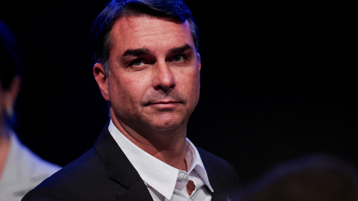 Exclusive-Bolsonaro campaign drafts debt-linked fiscal rule to replace Brazil framework, sources say 
