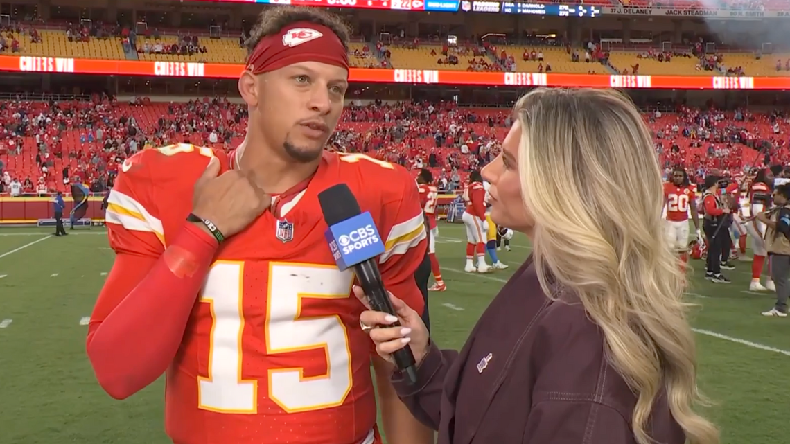 Patrick Mahomes Warns Tom Brady He's Not Slowing Down 