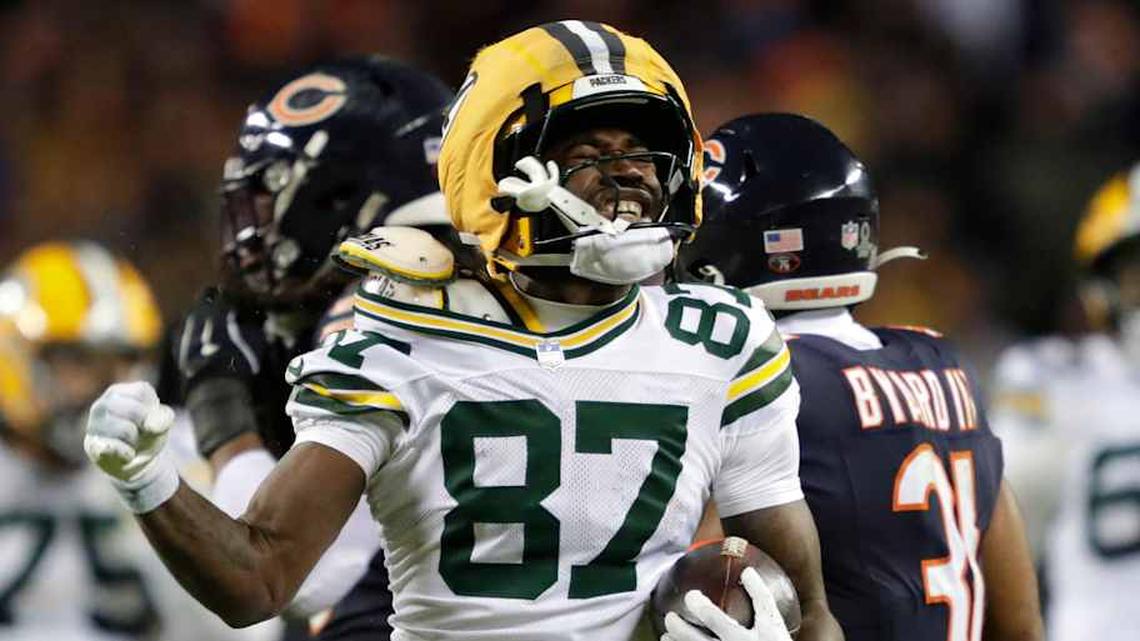  Green Bay Packers wide receiver Romeo Doubs (87) celebrates a first down reception against the Chicago Bears in the fourth quarter during their wild-card playoff football game Saturday, January 10, 2026, at Soldier Field in Chicago, Illinois. | Dan Powers/USA TODAY NETWORK-Wisconsin / USA TODAY NETWORK via Imagn Images 