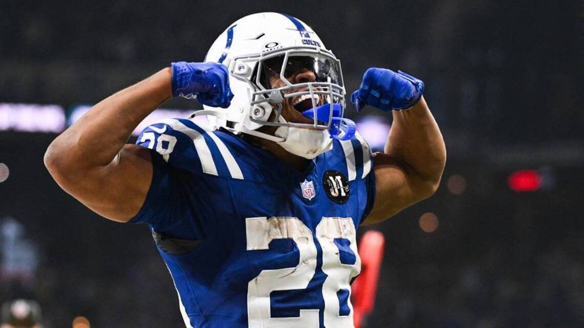 Jahmyr Gibbs, Jonathan Taylor Sign New Deals: Grading the NFL's Latest RB Contracts