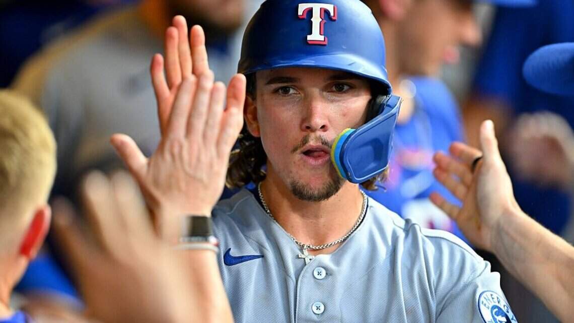 Cameron Cauley sparks Rangers' 5th straight win in MLB debut