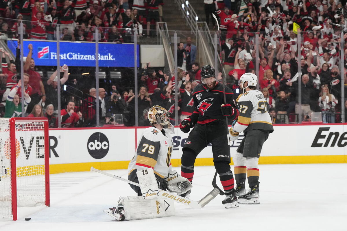  Opinion: Carter Hart's Return Brings Hockey's Toughest Questions Back Into Focus 