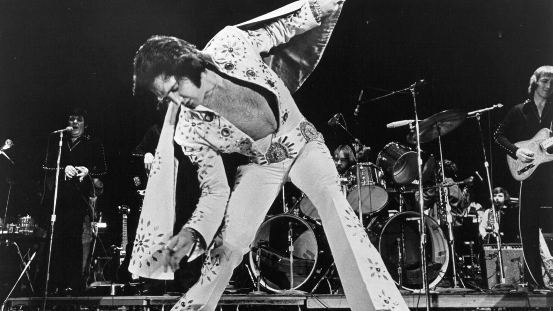 Breakup Ballad, With Over 300 Covers, Didn't Become a Hit Until Elvis Presley's 1972 Version 