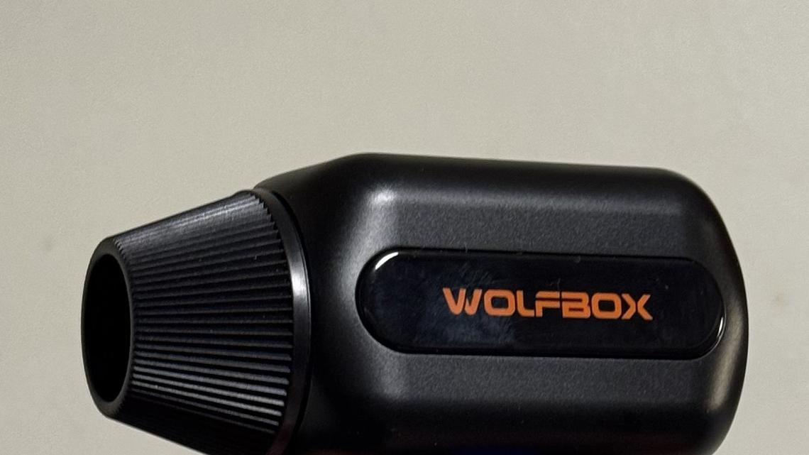 Sound Advice: New model of compressed air duster is just right 