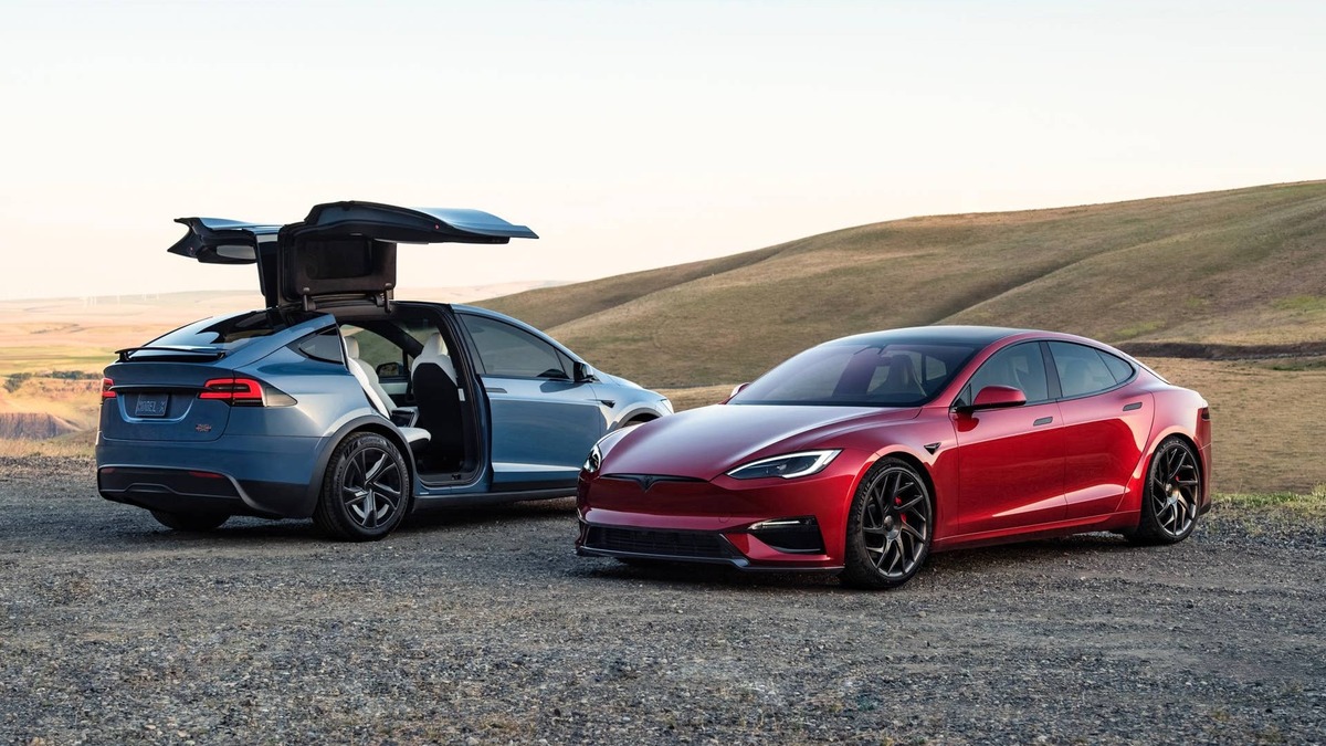 Tesla Killed the Model S and X, but Older Ones Are Getting a Major Update