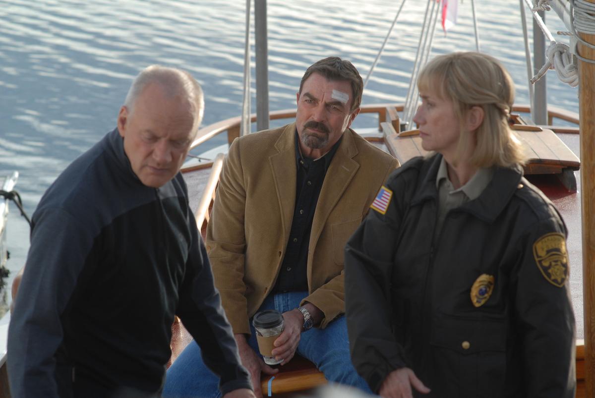 Nigel Bennett, Tom Selleck, Kathy Baker, Jesse Stone: Sea Change, 2007Chris Reardon/©CBS/courtesy Everett Collection