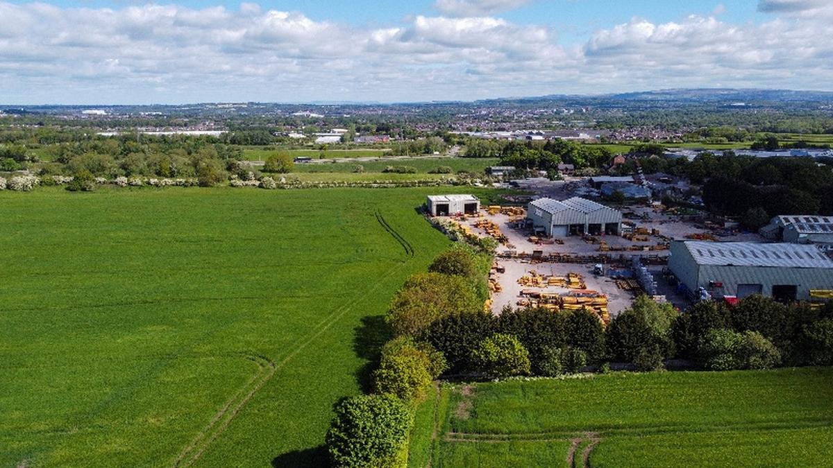 A drone view looking towards Ashton-in-Makerfield, Greater Manchester as British Labour lawmaker Josh Simons has resigned as MP for Makerfield in a move designed to give Greater Manchester Mayor Andy Burnham a chance to return to parliament and challenge Prime Minister Keir Starmer, in Greater Manchester, Britain, May 15, 2026. REUTERS/Sophie Royle