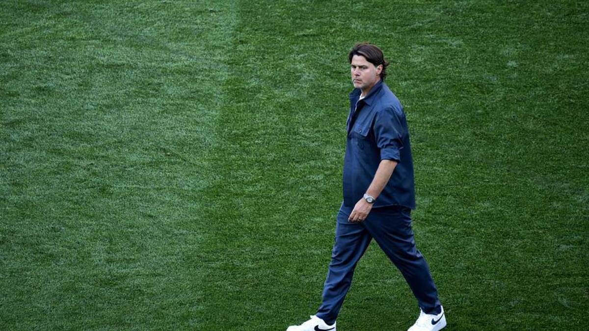  Mauricio Pochettino could only watch as the USMNT imploded in the round of 16. | Kohjiro Kinno/Sports Illustrated 