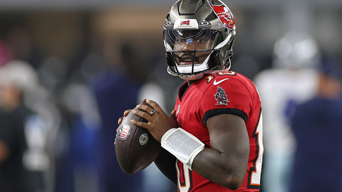 Commentary | Have you heard the one about the rookie QB walking into a Buccaneers huddle?