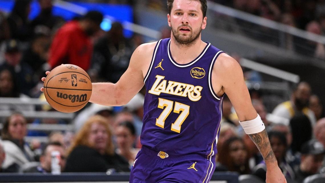 Lakers return home from successful trip to face spiraling Nets    