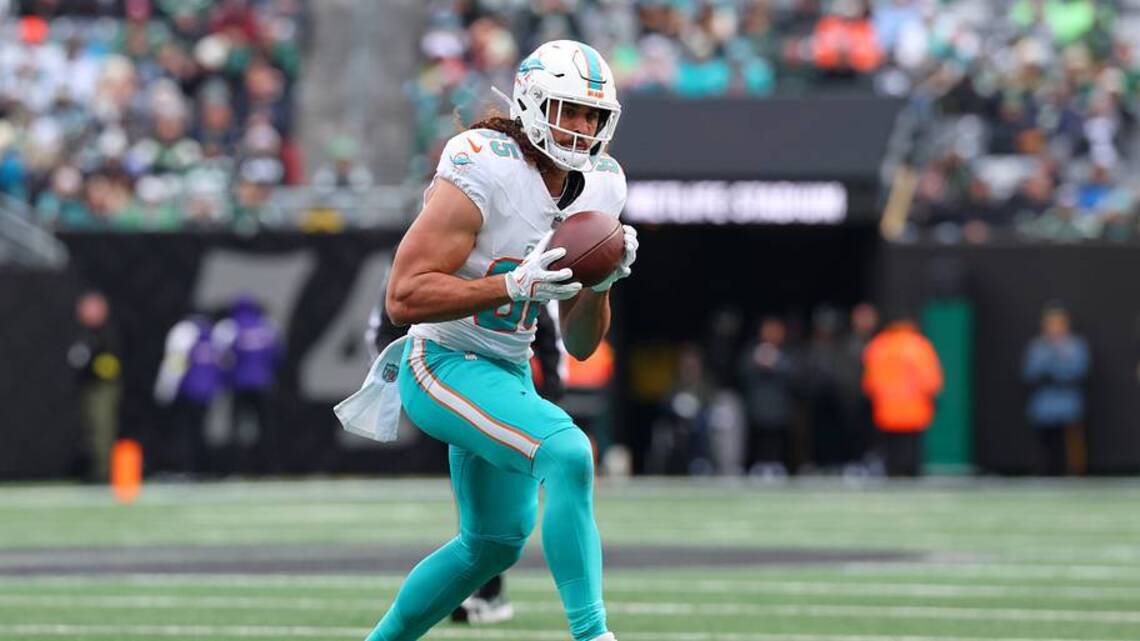 The Startling Financial Numbers That Explain the Dolphins Roster Disrespect