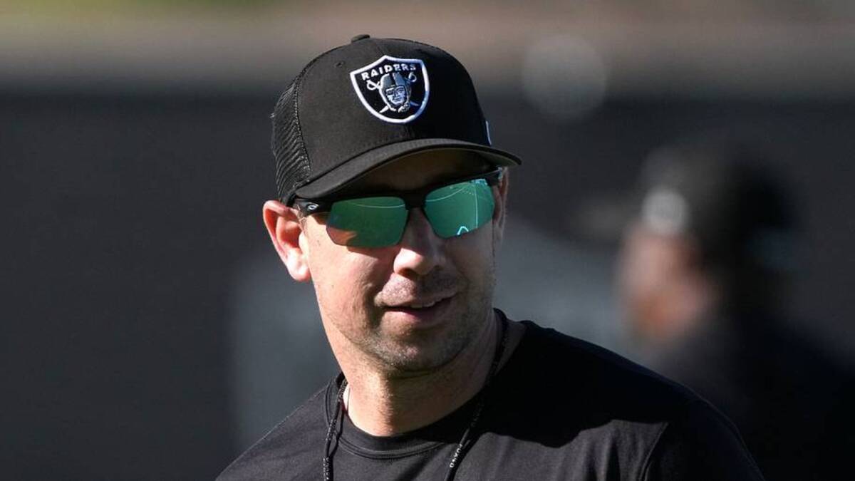  Jun 9, 2026; Henderson, NV, USA; Las Vegas Raiders coach Klint Kubiak during minicamp at Intermountain Health Performance Center. Mandatory Credit: Kirby Lee-Imagn Images | IMAGN IMAGES via Reuters Connect 