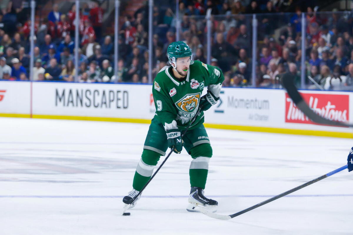  Silvertips' Landon DuPont Reaching Exceptional Status Records In Dominant Memorial Cup Outing 