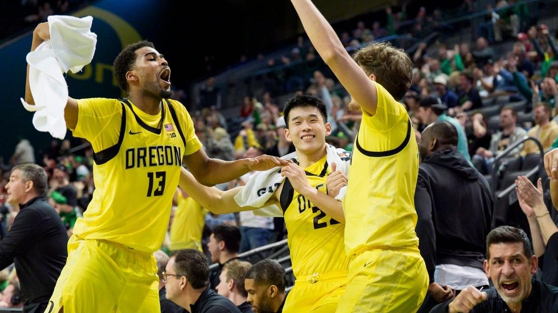 Oregon, Northwestern each peaking down the stretch 