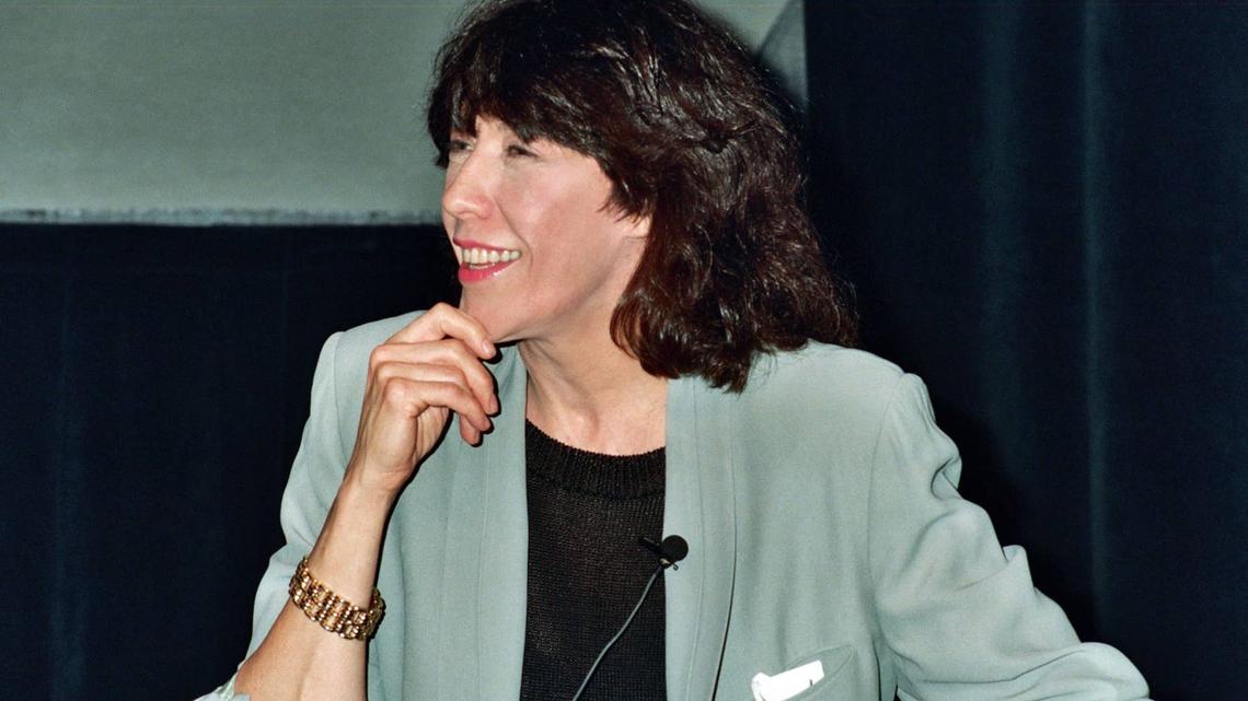 Comedy Queen Lily Tomlin, 86, Makes Rare Appearance and Is Still Red Carpet Gold 
