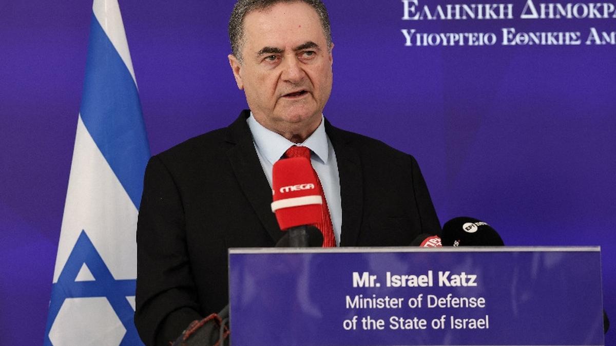 Le ministre israélien de la Défense, Israël Katz, et son homologue grec, Nikos Dendias, s'adressent à la presse au ministère de la Défense à Athènes (Grèce), le 20 janvier 2026. REUTERS/Louisa Gouliamaki