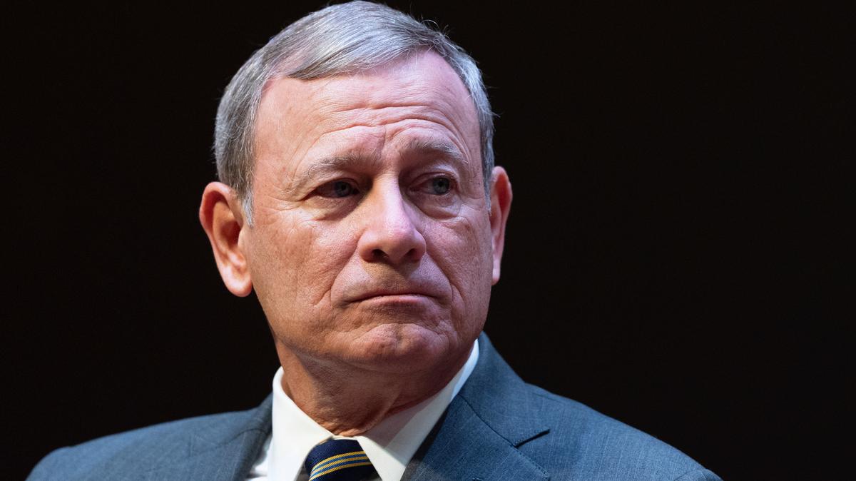 Supreme Court Roberts. John Roberts, Chief Justice of the U.S. Supreme Court, speaks during lecture to the Georgetown Law School graduating class of 2025, in Washington, May 12, 2025. 