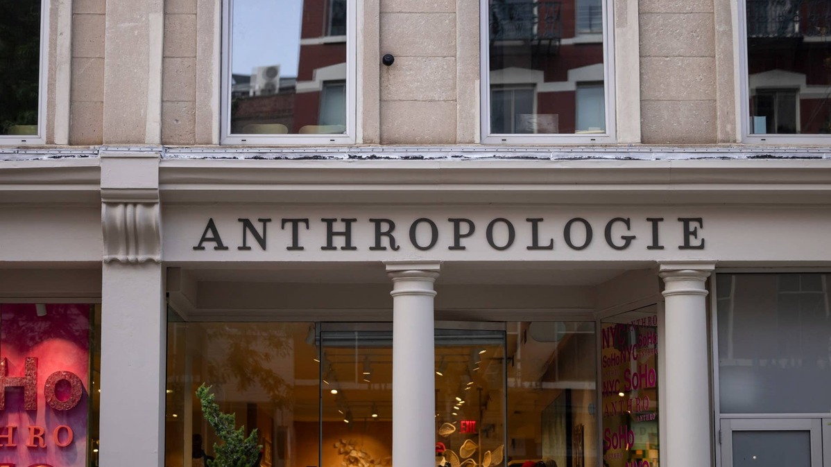Anthropologie storefront.