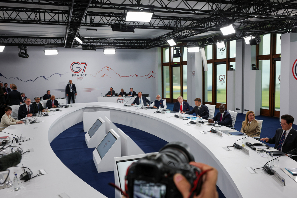 German Chancellor Friedrich Merz, India's Prime Minister Narendra Modi, U.S. President Donald Trump, French President Emmanuel Macron, Kenya's President William Ruto, Italian Prime Minister Giorgia Meloni, South Korea's President Lee Jae Myung, European Council President Antonio Costa, British Prime Minister Keir Starmer, Japanese Prime Minister Sanae Takaichi and other leaders attend working session with G7 leaders and outreach partners on international investment partnerships, during the G7 summit, in Evian-les-Bains, France, June 16, 2026. REUTERS/Isabel Infantes/Pool