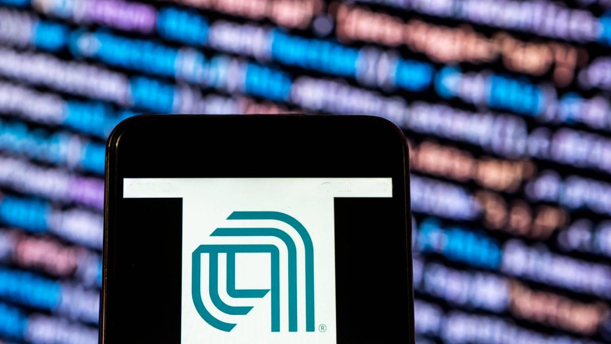  Morgan Stanley analysts led by Shane Brett raised their price target on Applied Materials to $502 and reiterated an overweight rating. 