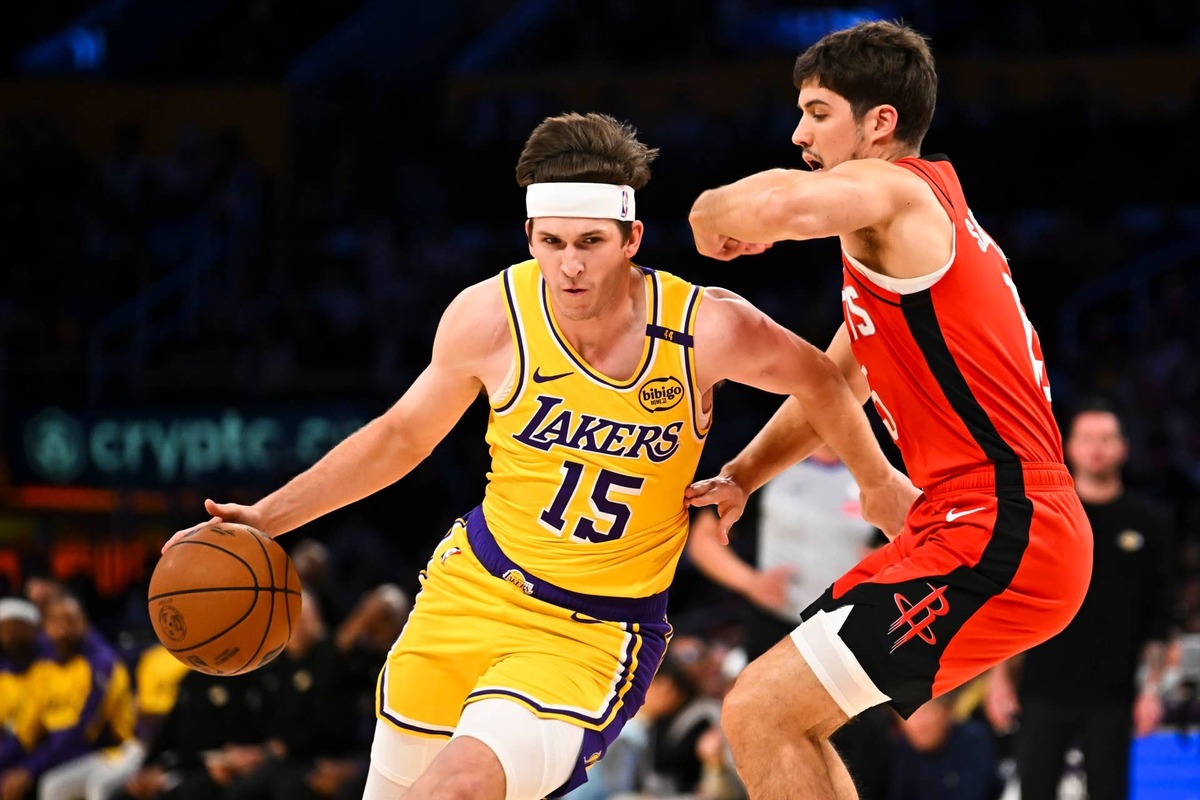  Austin Reaves' impending free agency creates significant uncertainty for multiple backcourt fantasy projections. Jonathan Hui-Imagn Images
