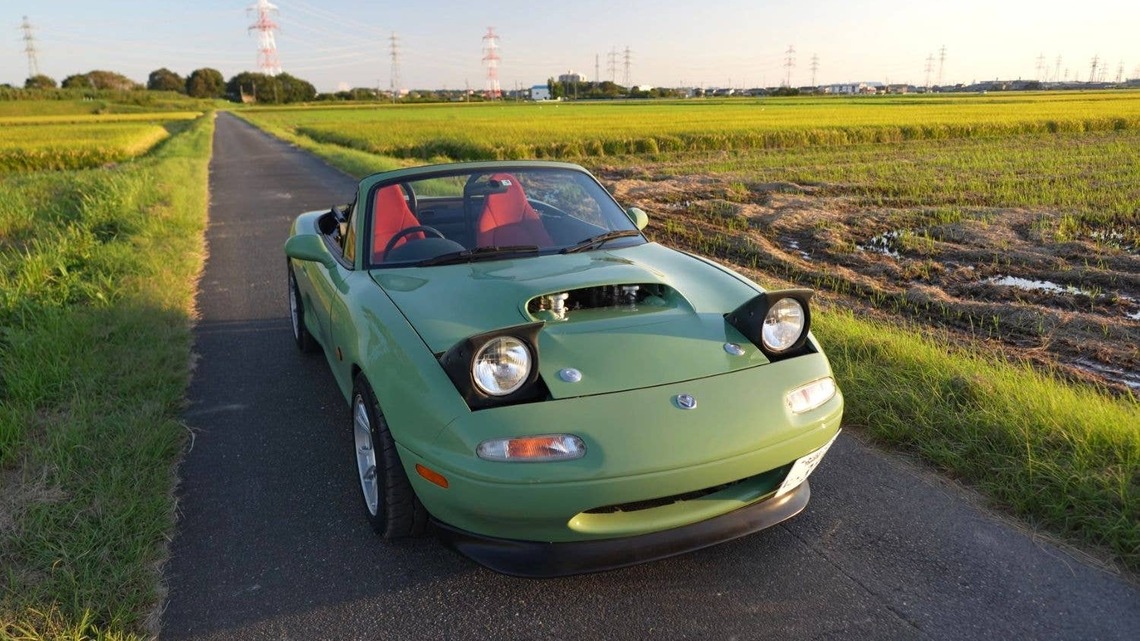Someone Put a Ferrari V8 in a Mazda Miata, and It's Glorious