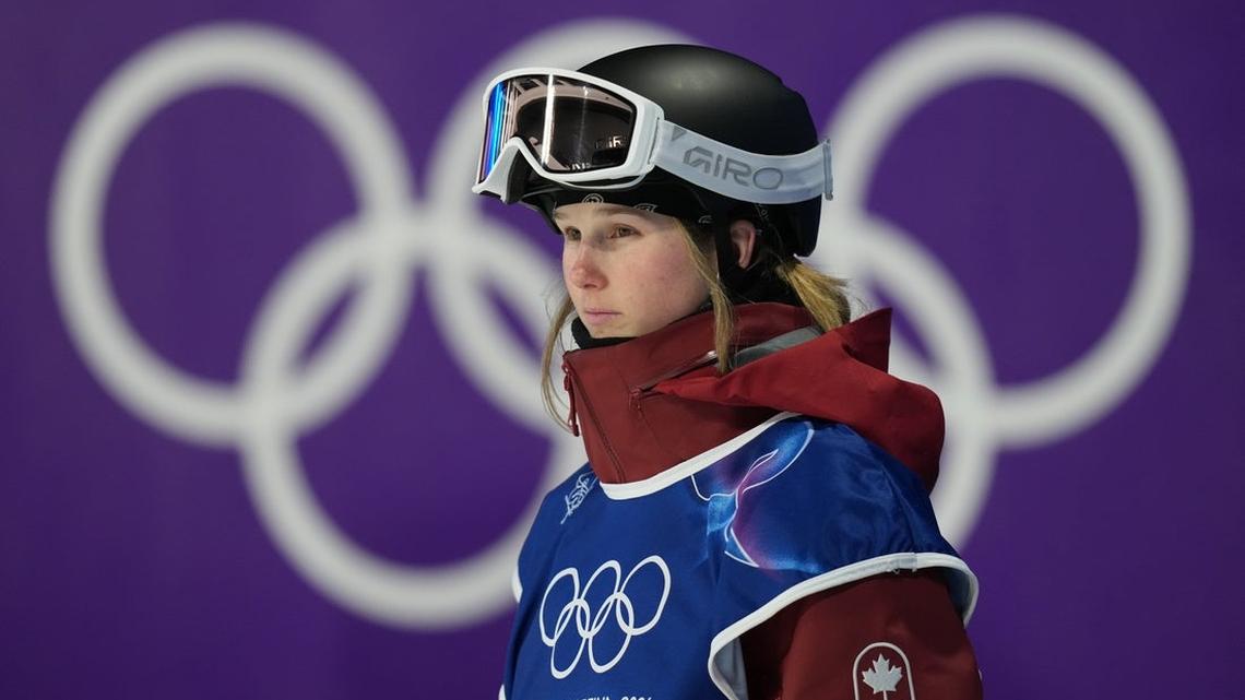 Canada's Oldham edges China's Gu to take gold in women's big air 