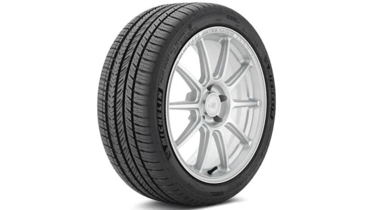  Michelin Pilot Sport All Season 4 Tire Rack