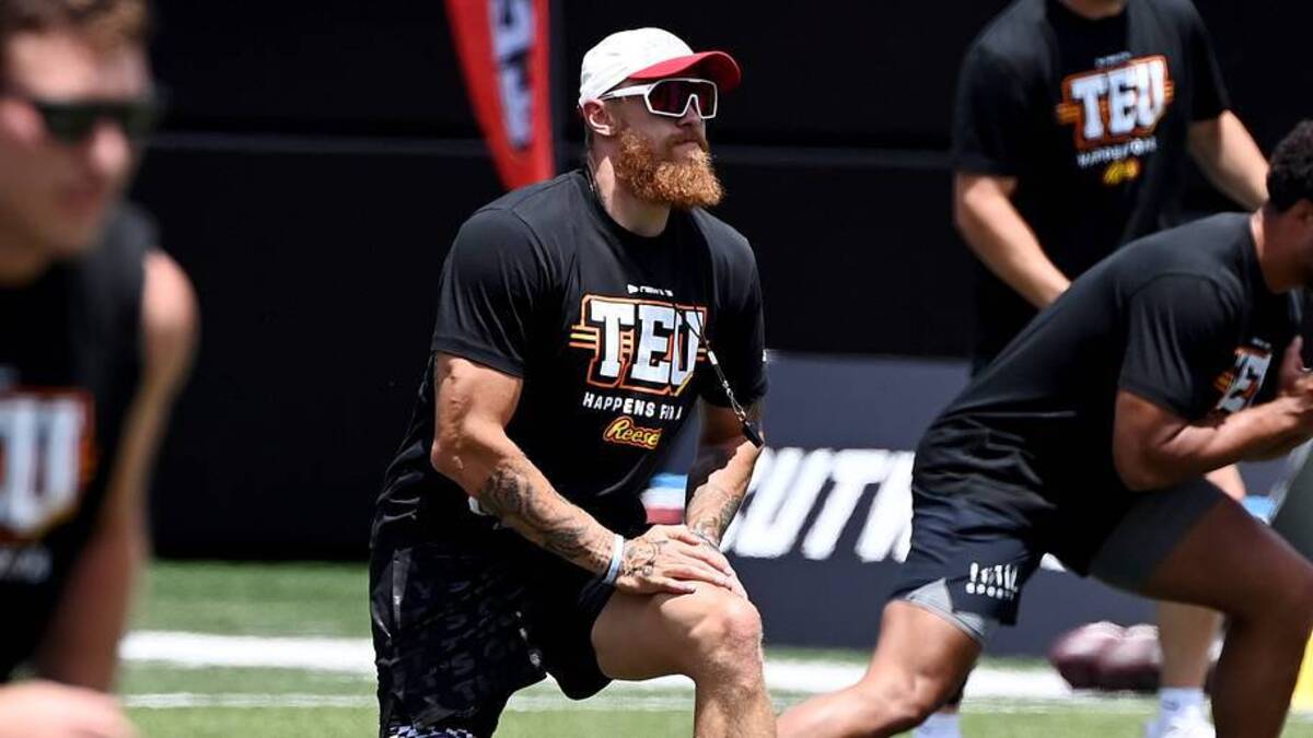  San Francisco 49ers tight end George Kittle warms up during the Tight End University annual offseason training summit at Vanderbilt University's FirstBank Stadium on Tuesday, June 23, 2026, in Nashville, Tenn. | USA TODAY Network via Reuters Connect 