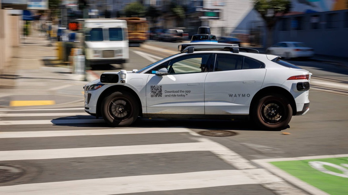 Waymo CEO takes a shot at Tesla Robotaxi over Lidar 