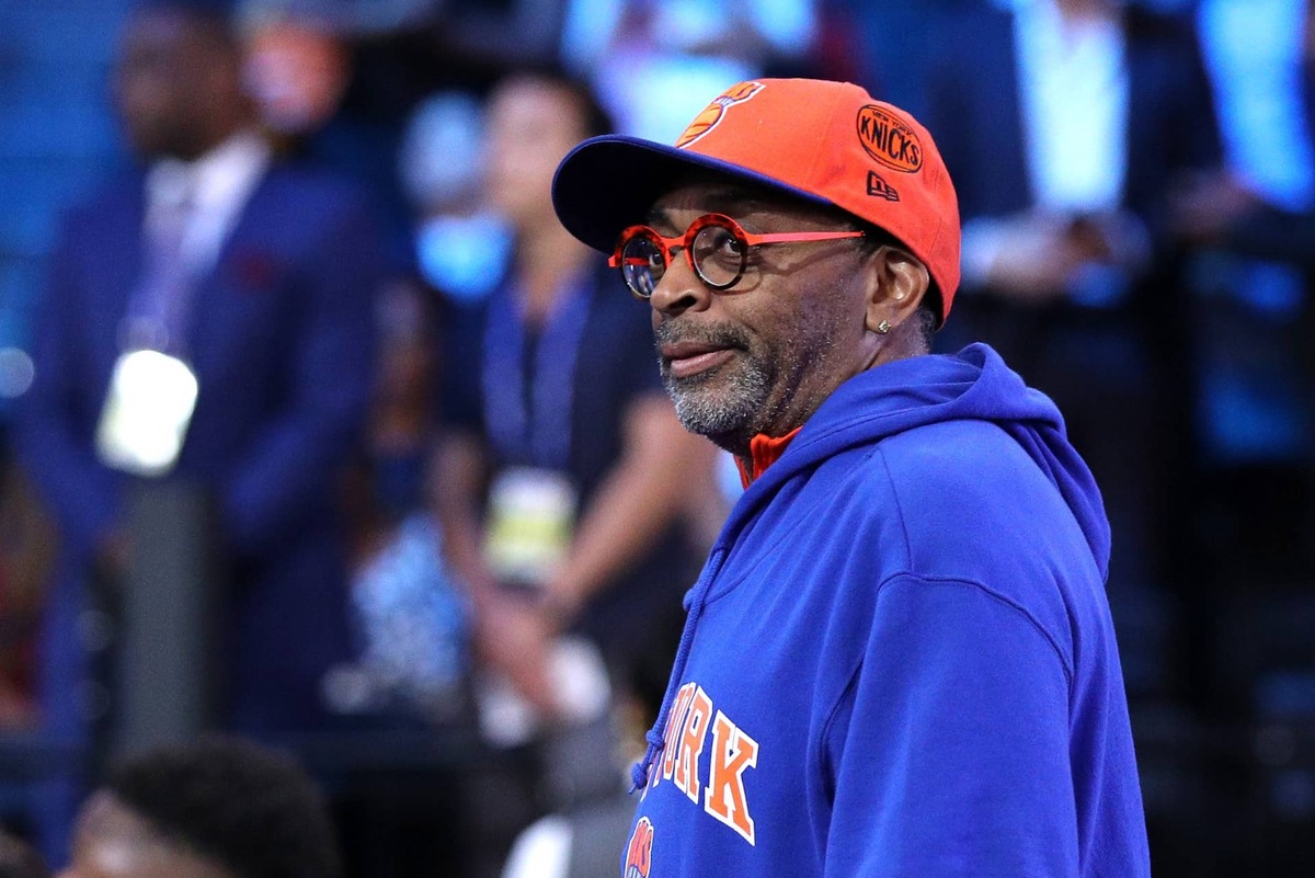  NEW YORK, NEW YORK - JUNE 20: Director and New York Knicks fan Spike Lee looks on before the start of the 2019 NBA Draft at the Barclays Center on June 20, 2019 in the Brooklyn borough of New York City. (Photo by Mike Lawrie/Getty Images) 