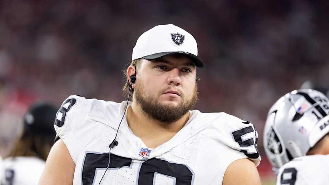  Aug 23, 2025; Glendale, Arizona, USA; Las Vegas Raiders center Jackson Powers-Johnson (58) against the Arizona Cardinals during a preseason NFL game at State Farm Stadium. Mandatory Credit: Mark J. Rebilas-Imagn Images | Mark J. Rebilas-Imagn Images 
